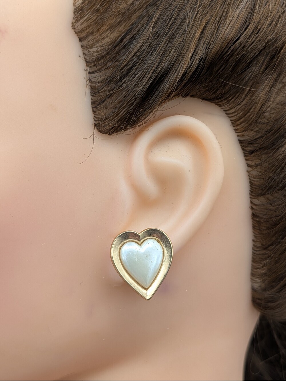 Vintage Crown Trifari Gold Tone Faux Pearl Heart Clip On Earrings 1980s Retro